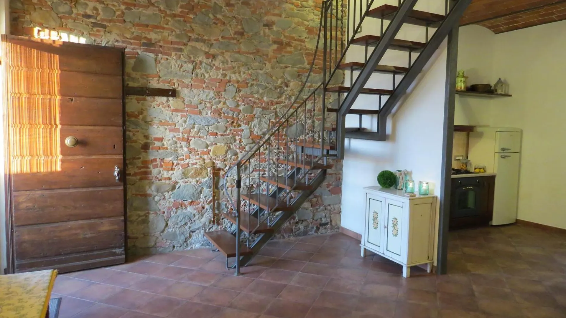Rio Corso, Antico Cascinale Toscano Chiesina Uzzanese Italy